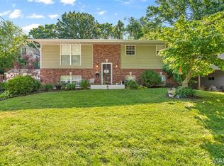712 N Morrison Ave, Collinsville, IL 62234