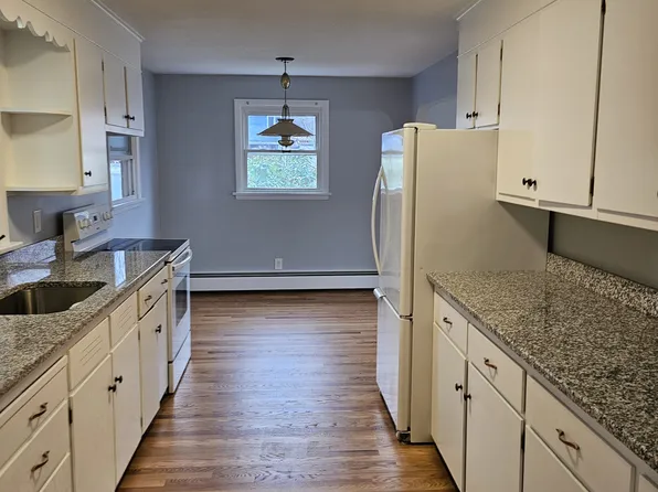 20 Turano Ave, Westerly, RI 02891