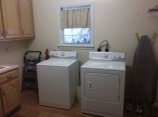 211 Doe Dr, Prattville, AL 36067