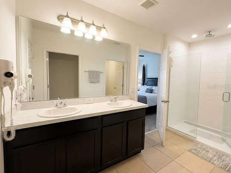 643 Samuel Pl — Photo 30