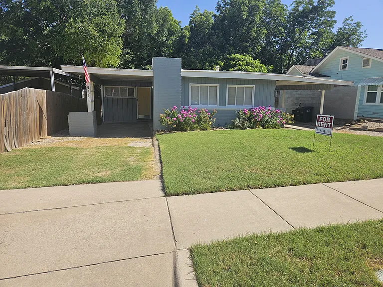 3931 Dexter Avenue