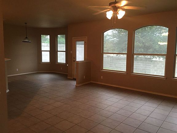 4th image of 2901 Anejo Dr