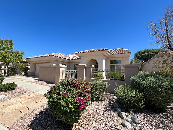 3rd image of 78312 Silver Sage Dr