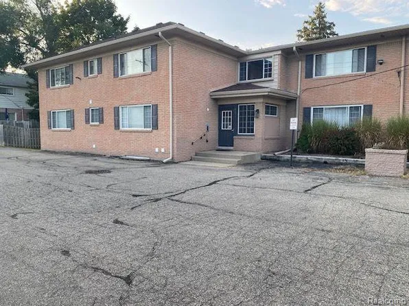 2377 Walton Blvd Unit 12, Rochester Hills, MI 48309