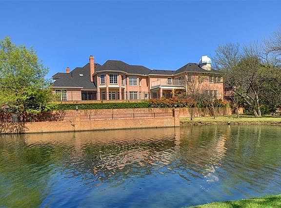 4th image of 1109 Somerset Blvd