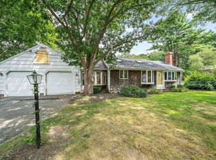 29 Woodlawn Cir, Marshfield, MA 02050