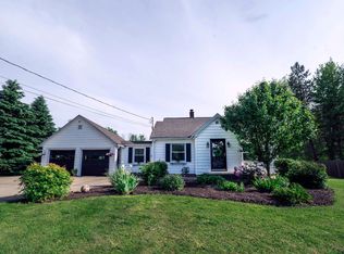 2110 Bullis Rd, Elma, NY 14059