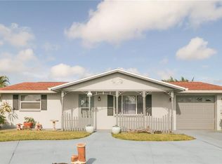 2417 Hama Dr, Holiday, FL 34691