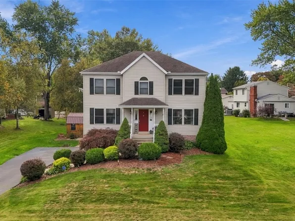 1129 Seneca Dr, Harmony, PA 16037