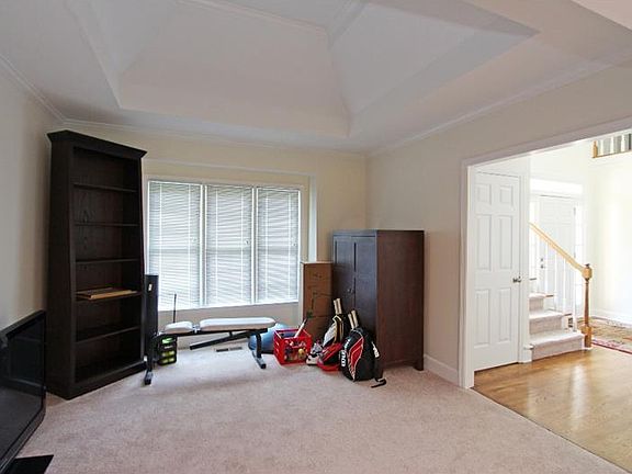 4th image of 2757 Wyndcliff Way