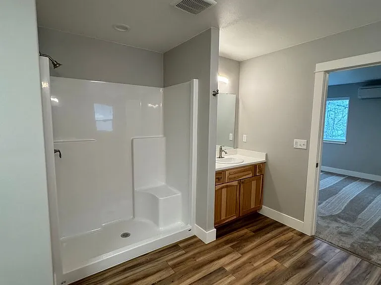 1750 NE Alameda Ave — Photo 10
