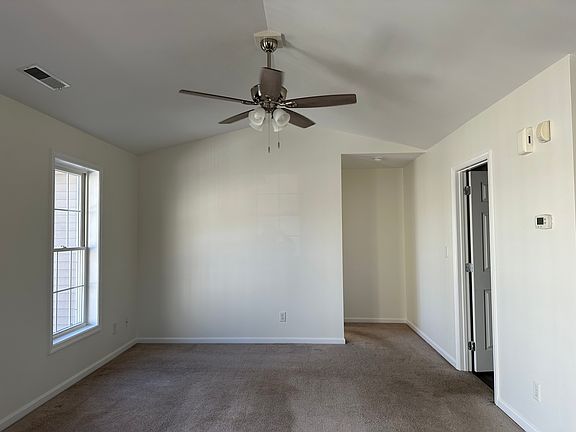 4th image of 18541 Eleanor Ln