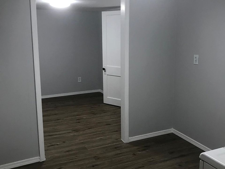 2nd image of 306 S Ewing Ave #5