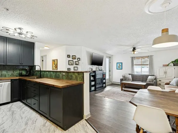 8810 Royal Birch Blvd W #1111, Calgary, AB T3G 6A9