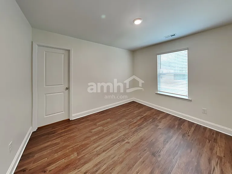 7309 Garrett Ct — Photo 31