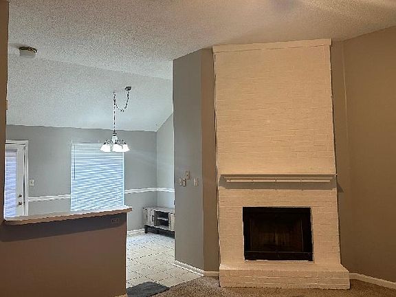 4th image of 7691 Mesa Dr