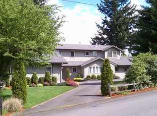 10906 NE 18th St, Bellevue, WA 98004