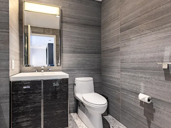 252 South Street image 14 of 23