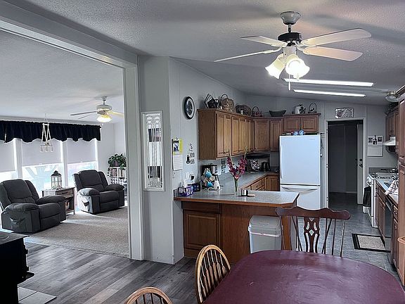 4th image of 60905 Love Rd