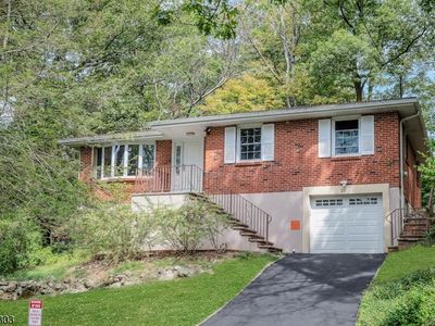 25 Sunset Trl, Rockaway, NJ, 07866