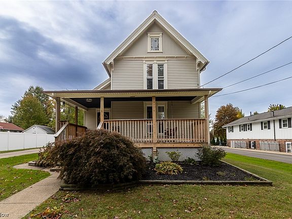 2nd image of 138 W Jefferson St