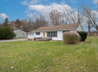 6022 Oakpoint Rd, Jackson, MI 49201