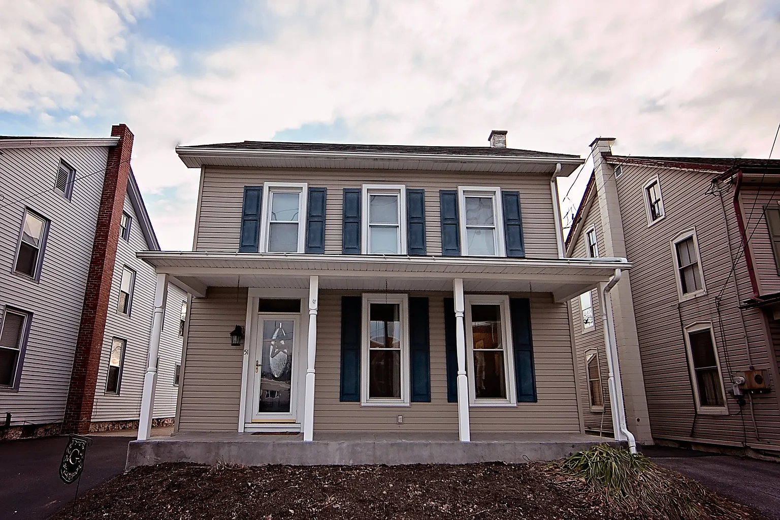 51 E Church St photo 1
