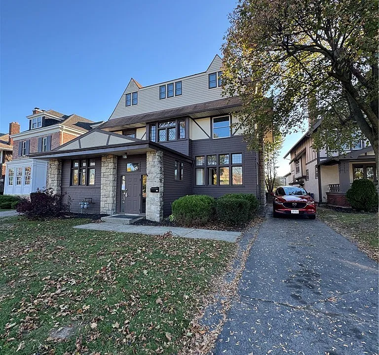 73 W Humboldt Pkwy #B