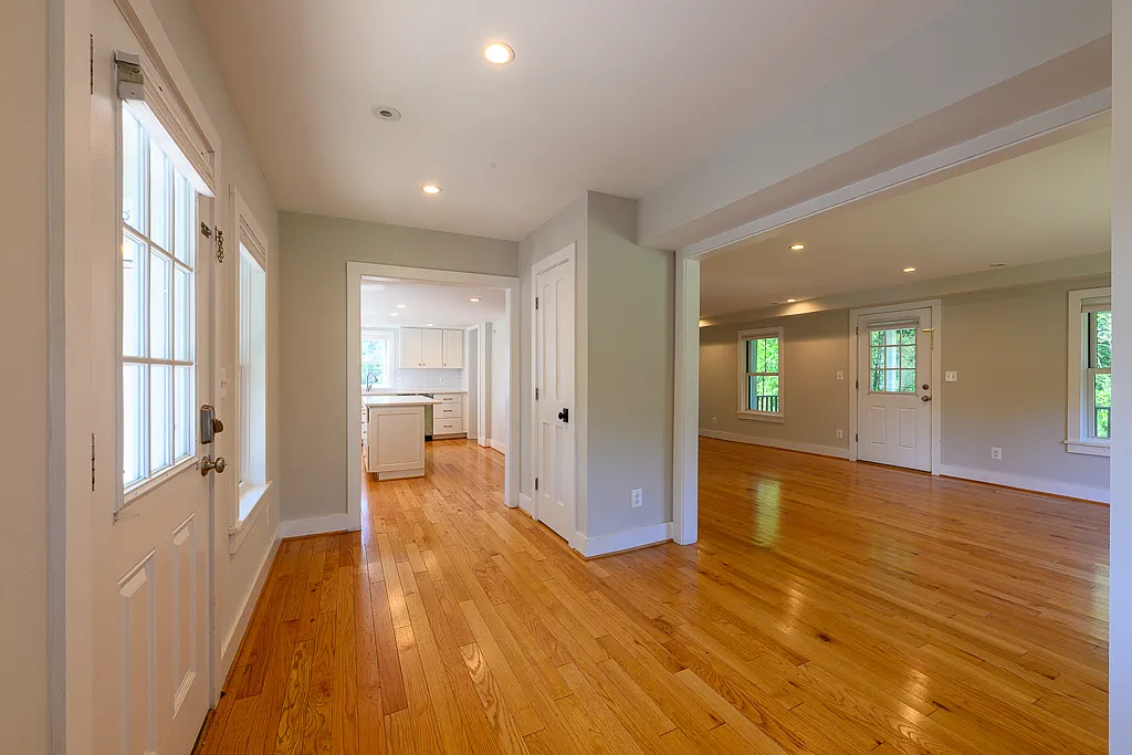 4555 Old Tavern Rd — Photo 3