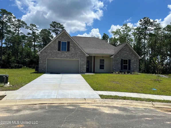 11801 Moss Creek Ct, Ocean Springs, MS 39564