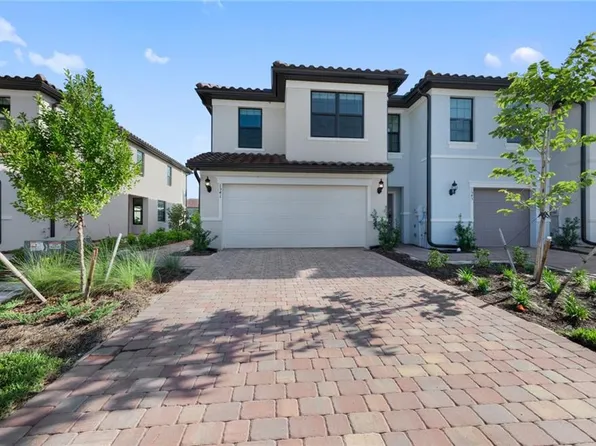 1541 Fells Cove Ln, Cape Coral, FL 33909