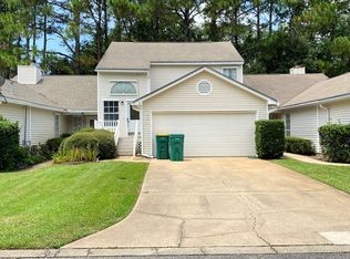 634 Emerald Ln, Fort Walton Beach, FL 32547