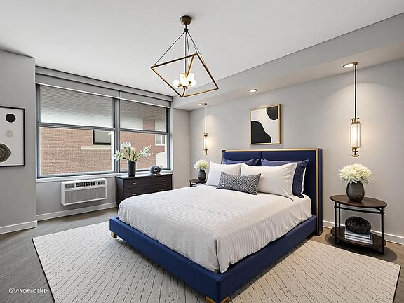 3rd image of 1000 N Lake Shore Dr APT 301