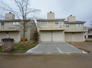 43 Monterey Cypress Dr, Lake Saint Louis, MO