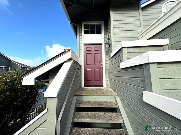2nd image of 1316 Danberry Ln