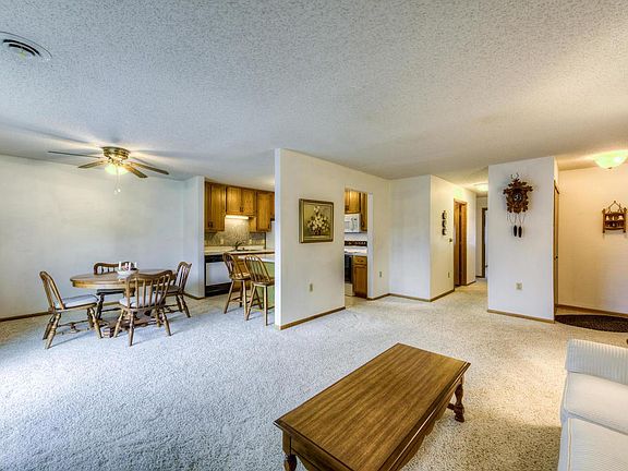 3rd image of 6252 Magda Dr Unit B