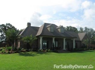 315 Carmen Dr, Arnaudville, LA 70512