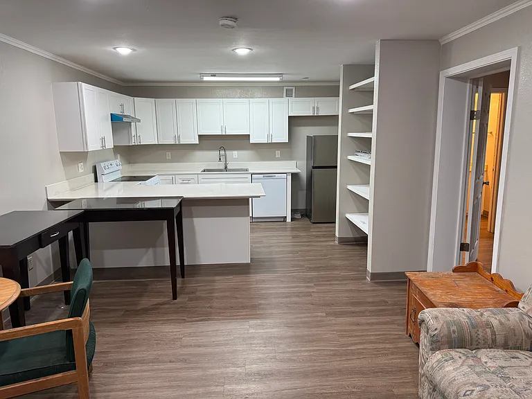 3020 Colony Blvd #9 — Photo 6