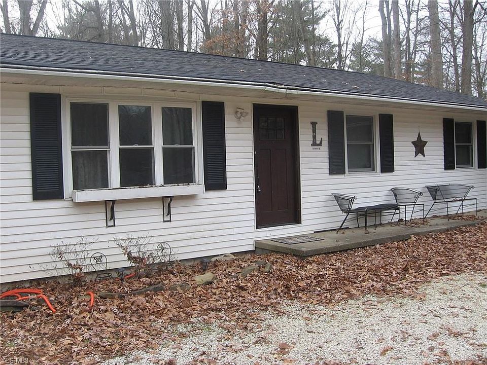 1st image of 3278 Fox Run Dr