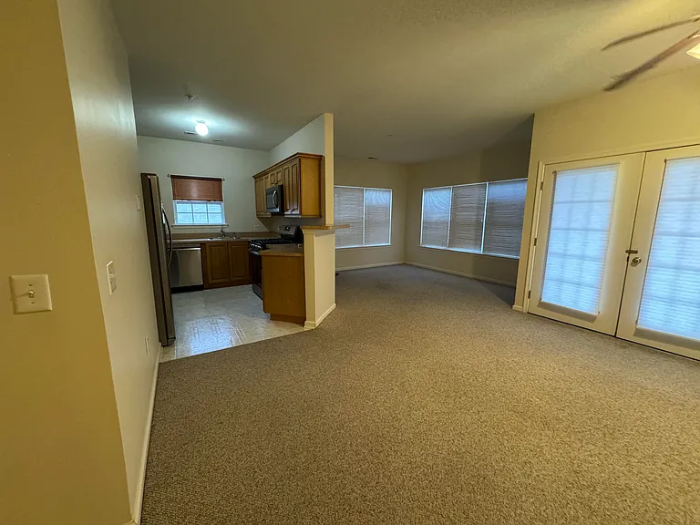 1107 Old Course Ln — Photo 15