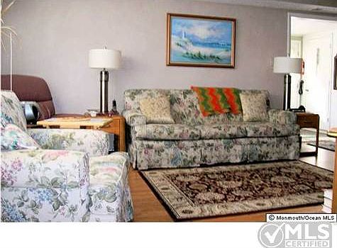 2nd image of 41 S Seas Ct