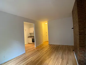 Rented by Salon Realty Corp