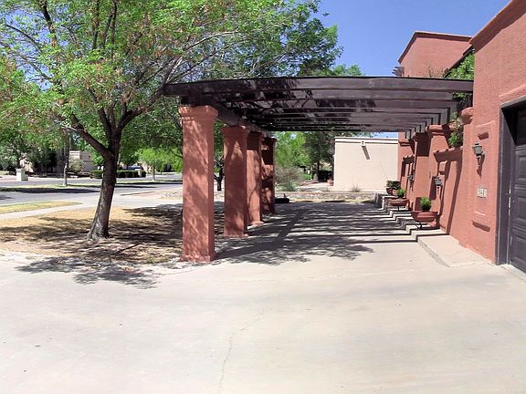 5th image of 541 Willow Glen Dr