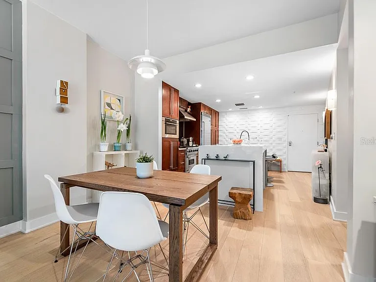 1120 E Kennedy Blvd #612 — Photo 10