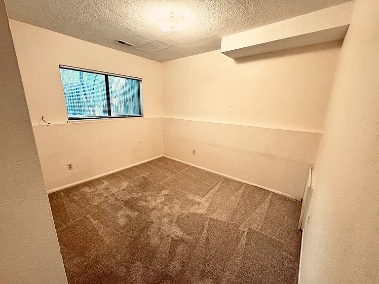 5465 White Pl — Photo 13