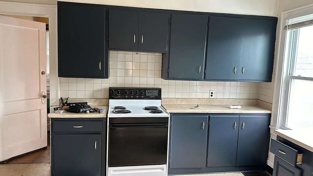 4 bed, 900 sqft, $1,450 — Photo 2