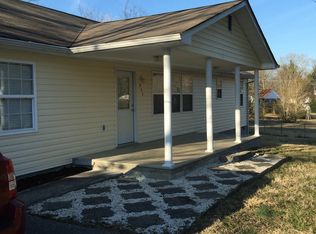 204 Woodlawn Dr, Kingston, TN 37763