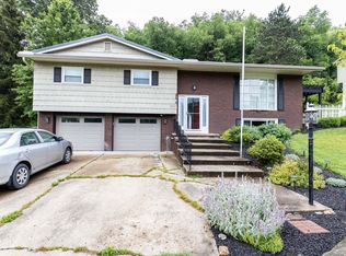 8997 Northgate Dr, Cambridge, OH 43725