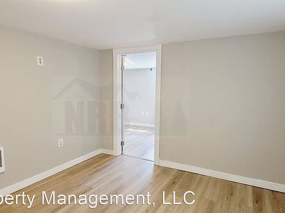 3rd image of 3715 S Thompson Ave #D