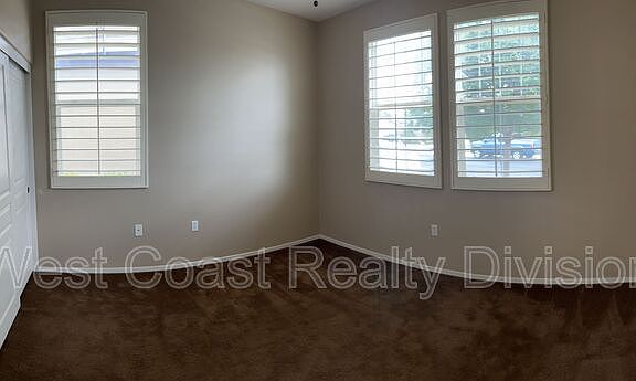 5th image of 8805 Mann Ln